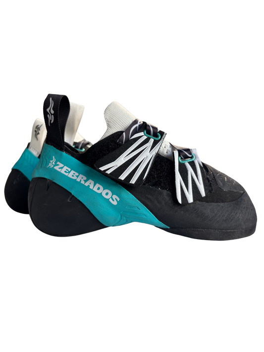 Pies de gato Zebrados Stripe X